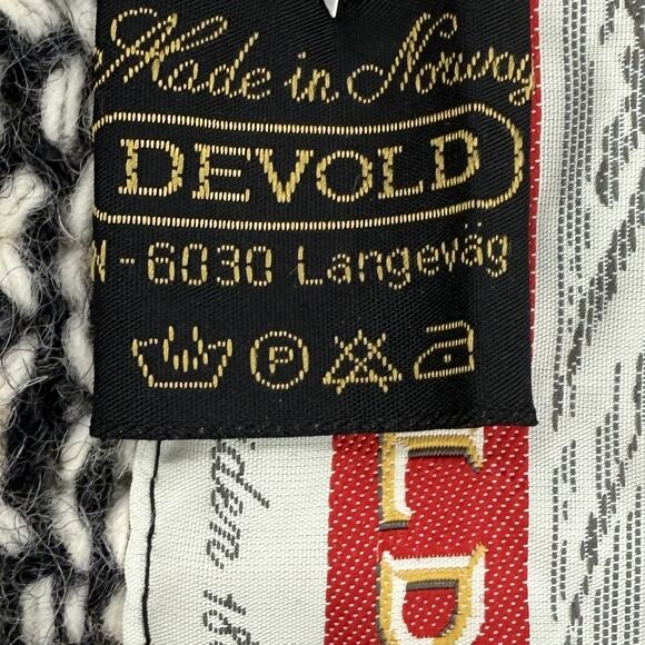 Devold Cardigan Sweater Mens XL 54 Wool Blend Norwegian Made Knit Full Zip - Picture 5 of 7